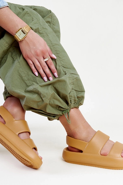 Attiana Brown sandales