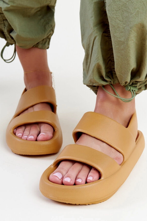 Attiana Brown sandales