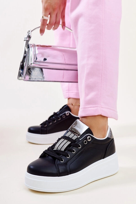 Maurīcijas melnas un sudraba krāsas...