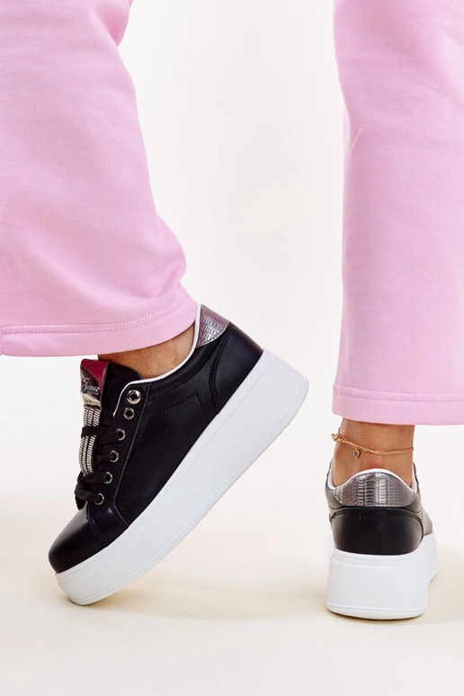 Maurīcijas melnas un sudraba krāsas...