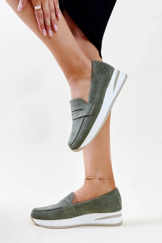 Zaļas perforētas Muna kurpes