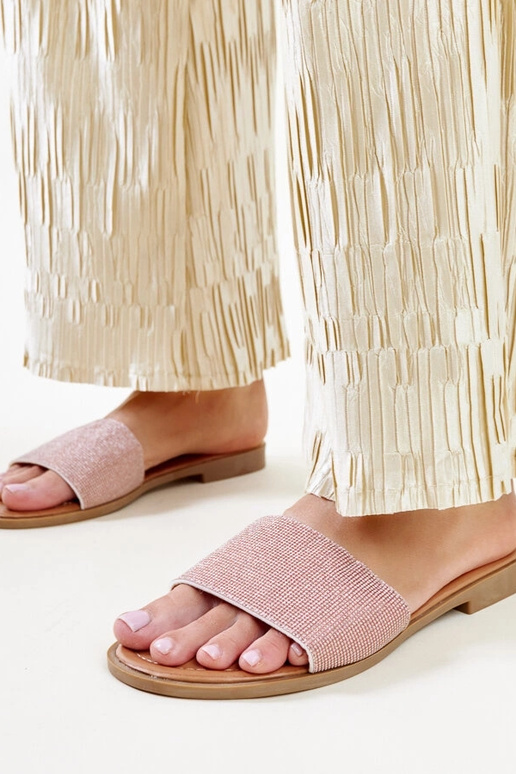 Anilsa brūnas spīdīgas flip-flops