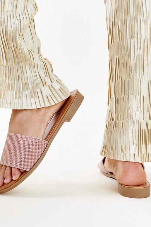 Anilsa brūnas spīdīgas flip-flops