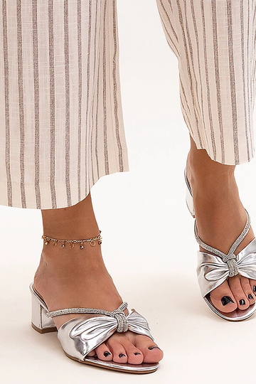 Anbrani ar cirkonu dekorēti...