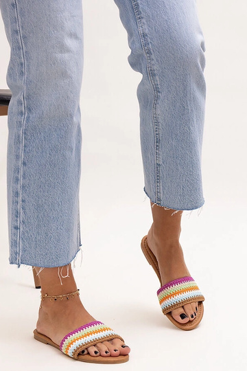Marika daudzkrāsainas izšūtas flip-flops 2