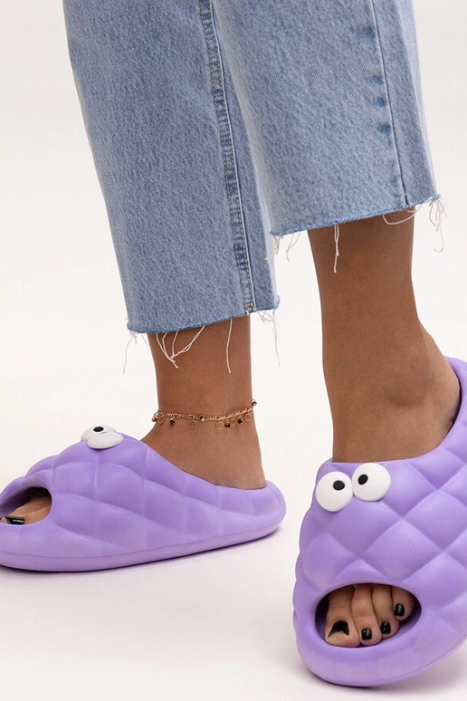 Gorges Purpura putu čības ar acīm