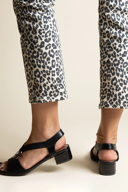 Jorga Black Slip-On sandales ar papēžiem