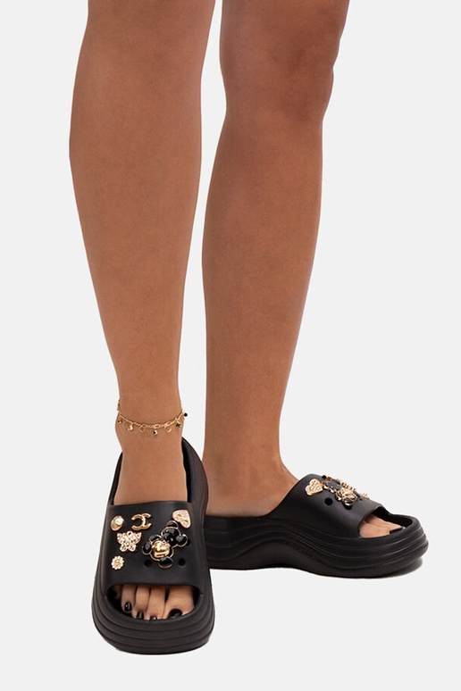 Melnas flip-flops ar spīdīgu Berwana...