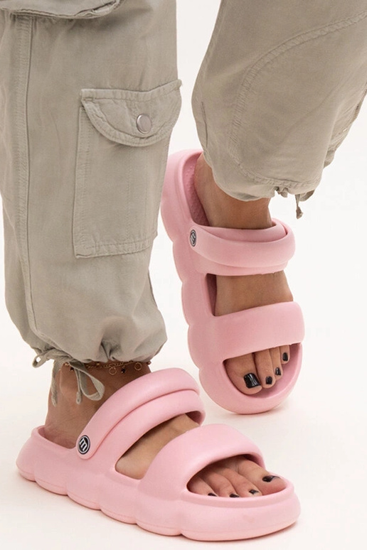 Azewda vieglas vienkrāsainas putu...