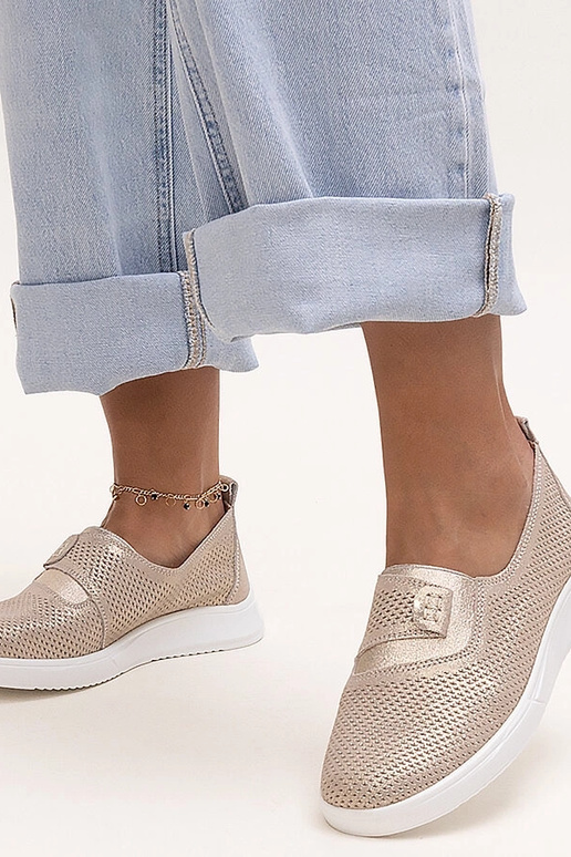 Ethels zelta perforētas ādas kedas