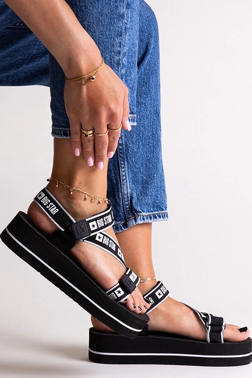 Melnas platformas sandales Big Star...