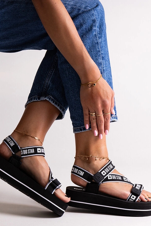Melnas platformas sandales Big Star...