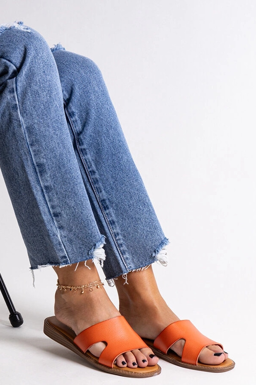 Kajetan oranžas mākslīgās ādas...