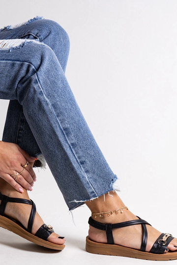 Melnas sandales ar zelta...