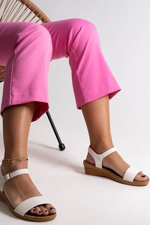 Baltās sandales no eko ādas Makdaka