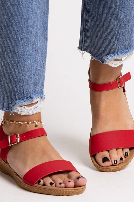 Sarkanas sandales no eko ādas no Makdak