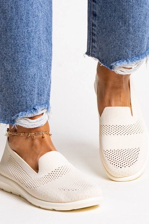 Rahima bēšas kedas ar putuplasta zolēm