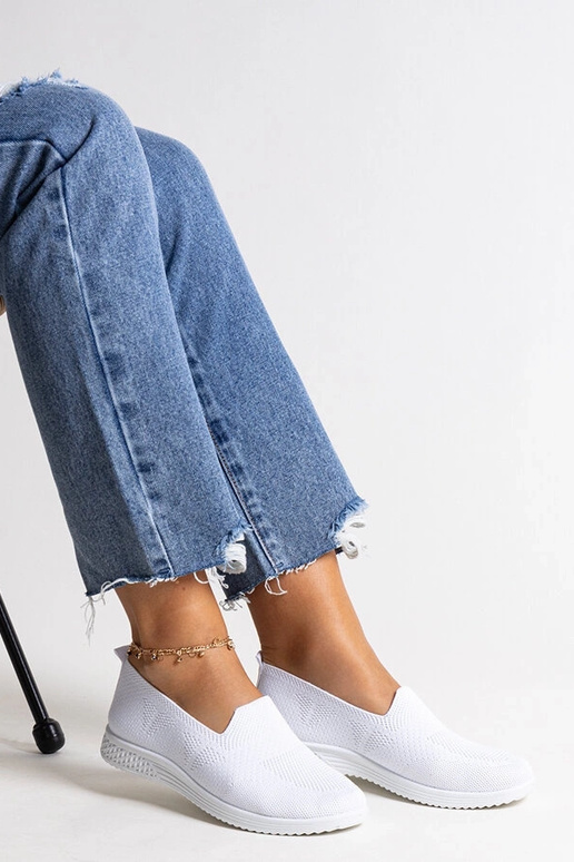 Abadly White Slip-On kedas