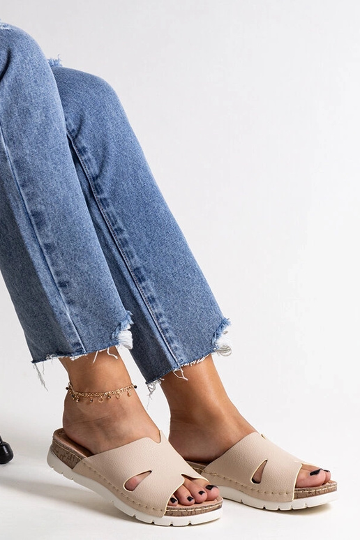 Bēšas flip-flops ar ādas iekšzoli Masha