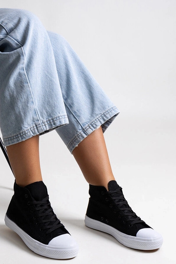 Melnas Ghanem augstas... 2