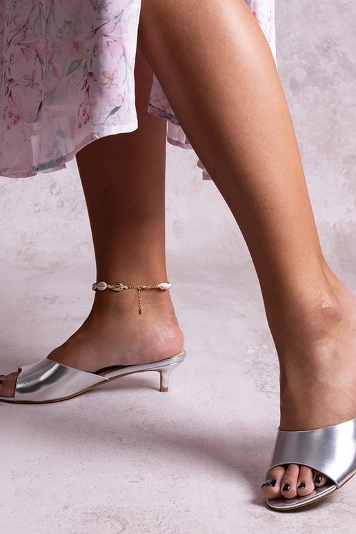 Sudraba zempapēžu mūļi Maloua