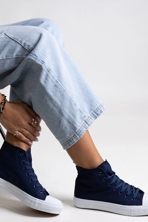 Ghanem tumši zilas čības