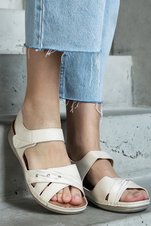 Bēšas Nural platformas sandales