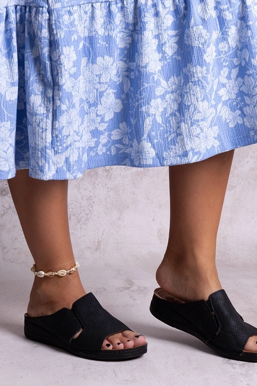 Melnas perforētas Marouna flip-flops