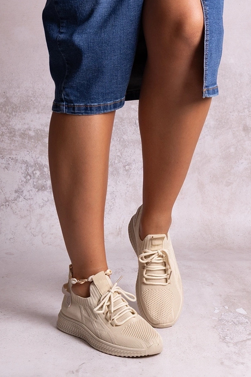 Bēšas Khitam sporta kedas