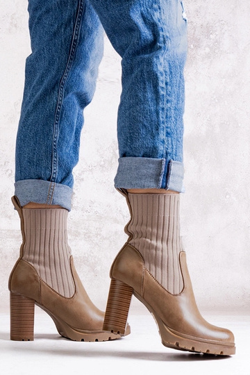 Tumši bēši puszābaki ar...