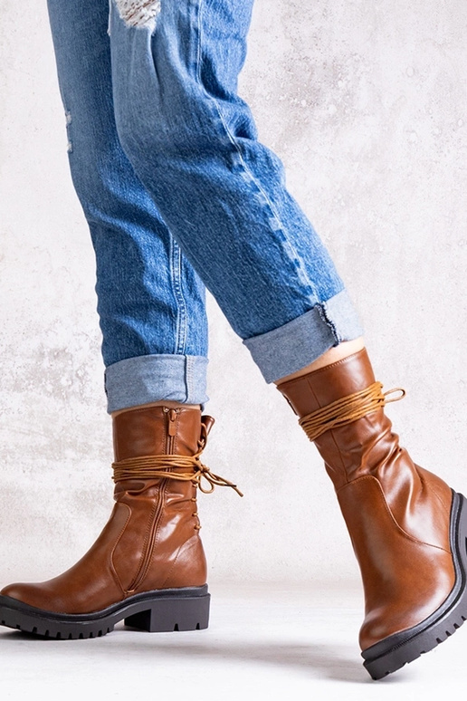 Brūni zābaki no eko-ādas Sahera