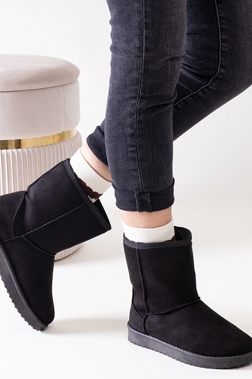 Melni izolēti klasiski Libero sniega...