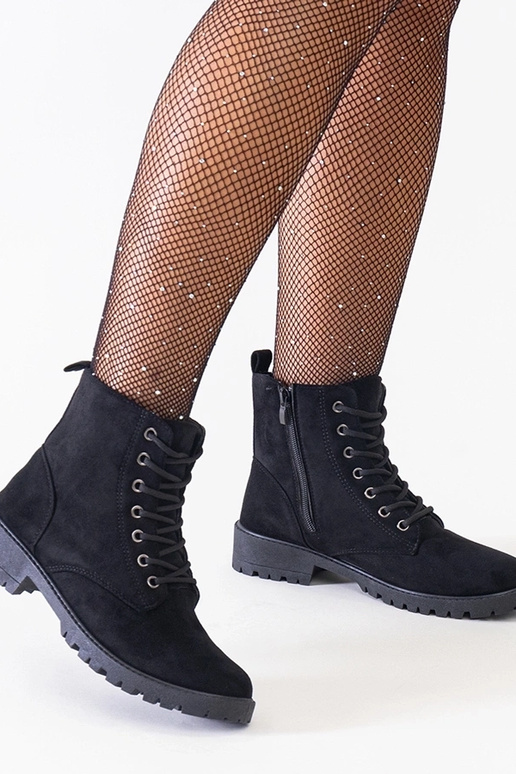 Melni mākslīgās zamšas darba apavi uz...