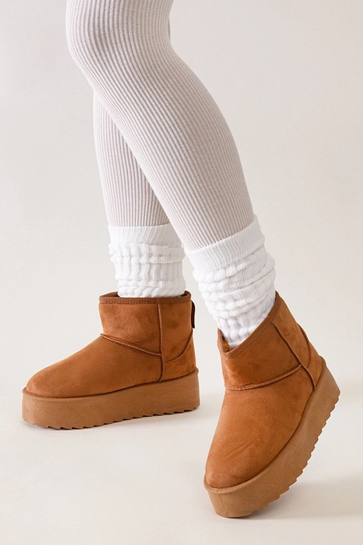 Brūni ikdienas sniega zābaki uz...