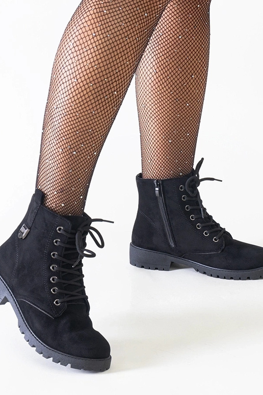 Melni mākslīgās zamšas darba apavi uz...