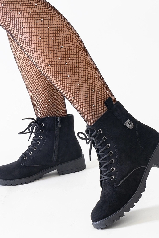 Melni mākslīgās zamšas darba apavi uz...