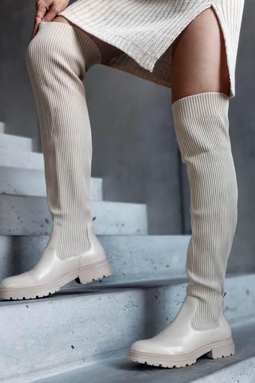 Bežīgas garās zābaki ar elastīgu...