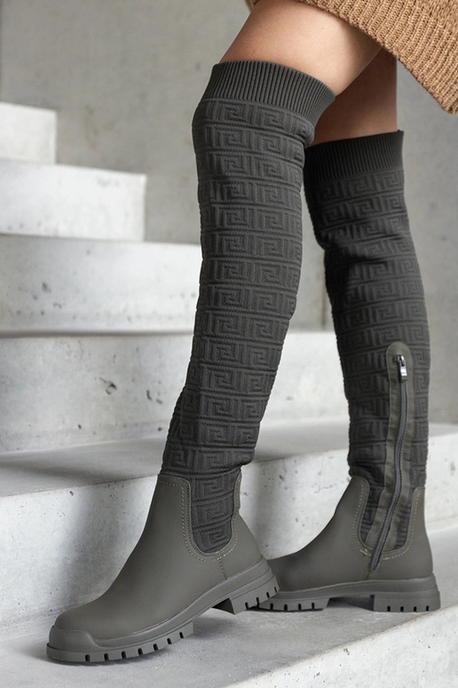 Zaļi Scarlett matēta auduma zābaki