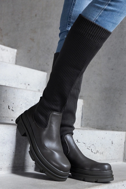 Zaļi uzvelkami zābaki ar elastīgu...