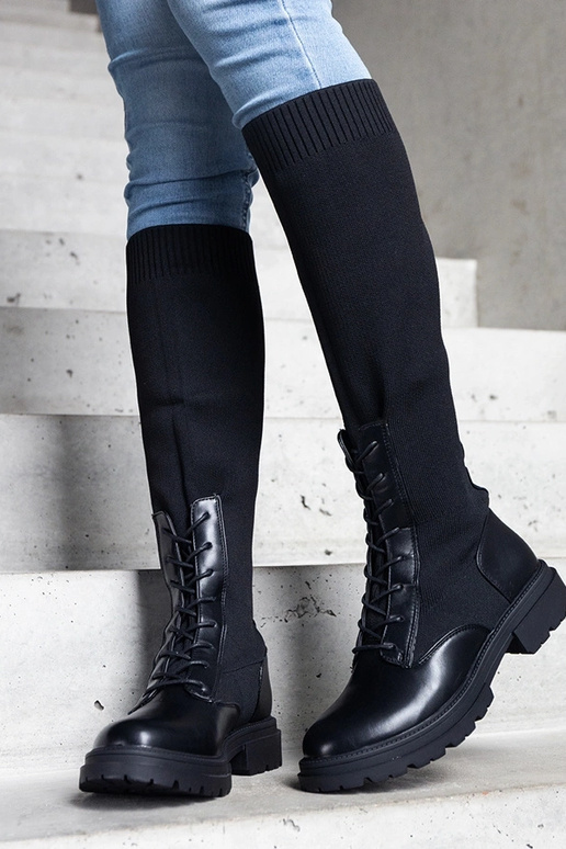 Melni slip-on zābaki ar elastīgu...