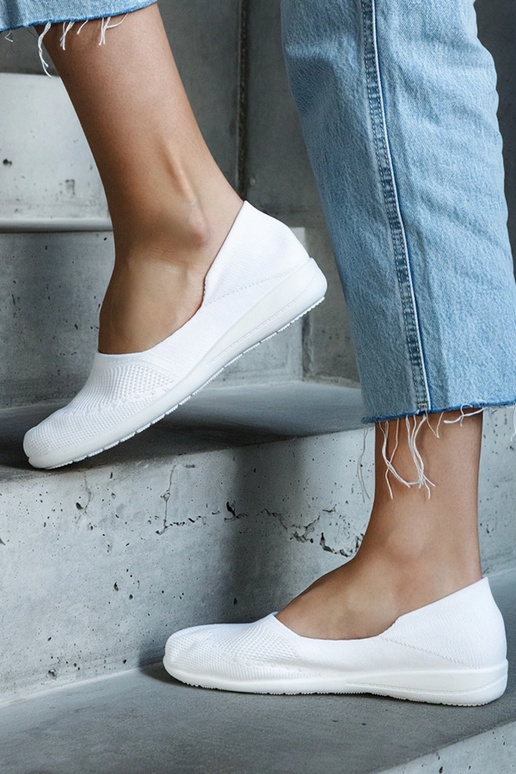 Provencher baltā auduma baleta dzīvokļi