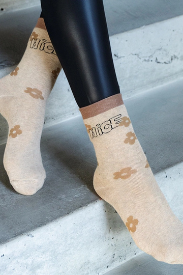 Bēšas siltas zeķes Sella