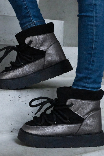 Sapphi platformas sniega...