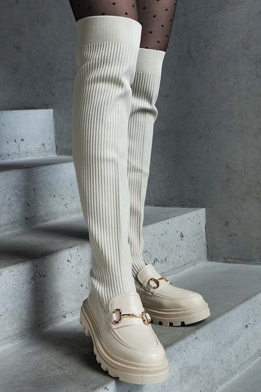 Gaiši bēši zābaki ar elastīgu...