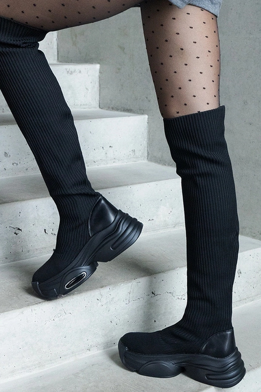 Melni slēpošanas zābaki ar elastīgu...