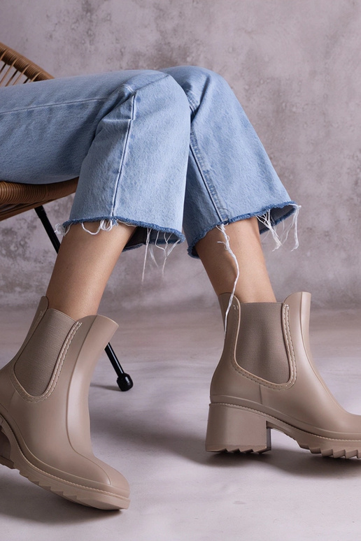 Bēši gumijas zābaki ar papēdi Surien Bēši gumijas zābaki ar papēdi Surien