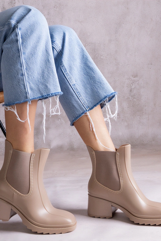 Bēši gumijas zābaki ar papēdi Surien Bēši gumijas zābaki ar papēdi Surien