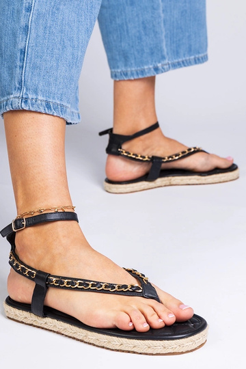 Melnas lakotas kurpes uz... 2