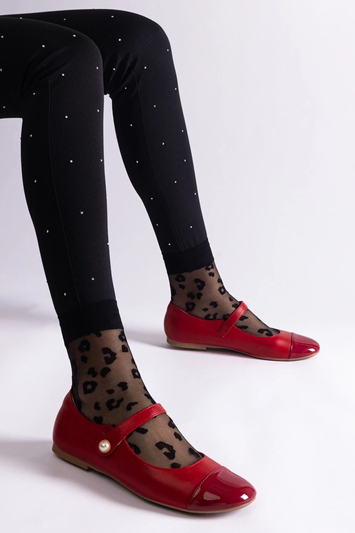 Sarkanas lakādas balerīnas ar velcro... Sarkanas lakādas balerīnas ar velcro...