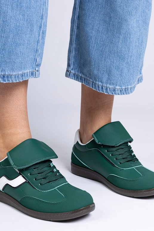 Zaļās zemās sporta kurpes sievietēm...